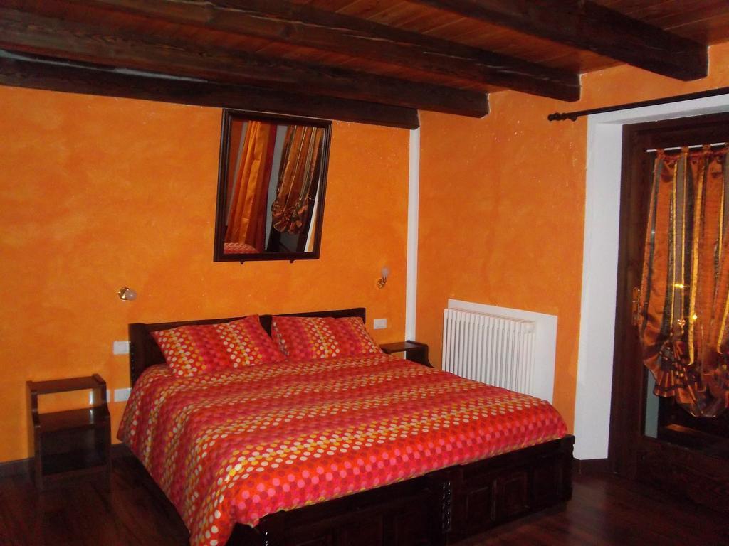 Les Lillas Verrayes Quarto foto
